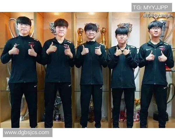 南京篮球队在杯赛中的灵活性表现分析与战术探讨